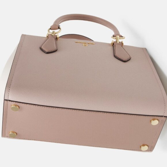 Michael Kors Marilyn Satchel Small Light Pink - Picture 2 of 11